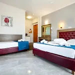 Thetis Hotel apartamentowy