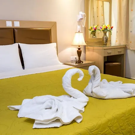 شقة فندقية Thetis 2*